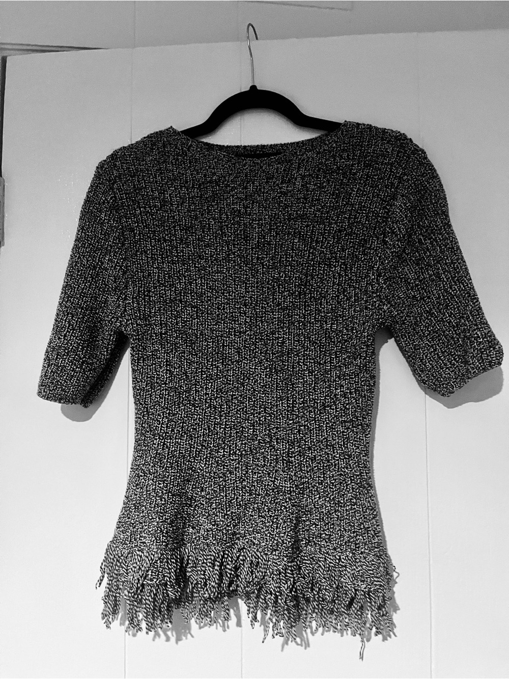 Zara Gray Marled Knit Short-Sleeve Sweater with Fringe Hem
